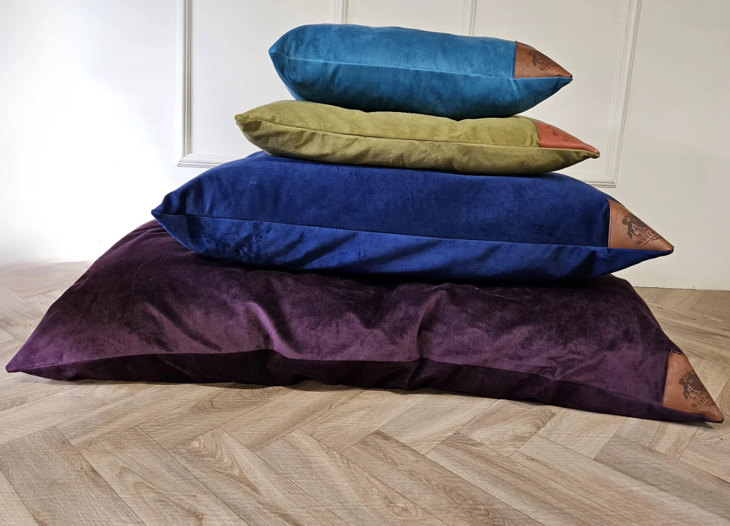 Pillow Bed - Image 8